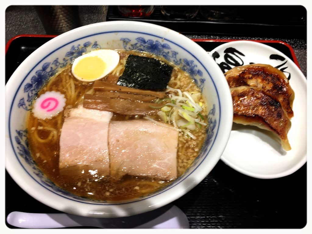ラーメン激戦区 東京・丸の内　「松戸富田麺絆（まつどとみためんばん）」中華そば